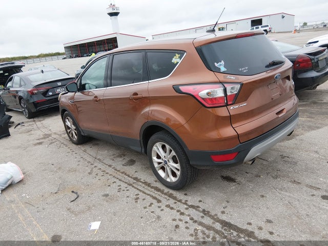 46169718 :رقم المزاد ، 1FMCU0GDXHUD94956 vin ، 2017 Ford Escape Se مزاد بيع
