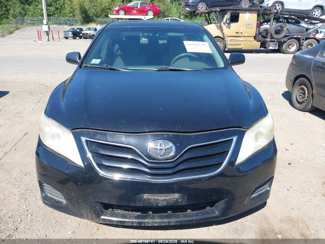 46169741 :رقم المزاد ، 4T4BF3EK4AR059227 vin ، 2010 Toyota Camry Le مزاد بيع