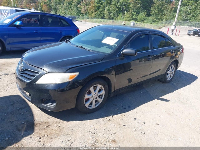 46169741 :رقم المزاد ، 4T4BF3EK4AR059227 vin ، 2010 Toyota Camry Le مزاد بيع