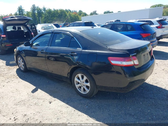 46169741 :رقم المزاد ، 4T4BF3EK4AR059227 vin ، 2010 Toyota Camry Le مزاد بيع