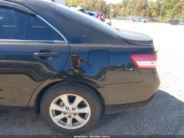 46169741 :رقم المزاد ، 4T4BF3EK4AR059227 vin ، 2010 Toyota Camry Le مزاد بيع