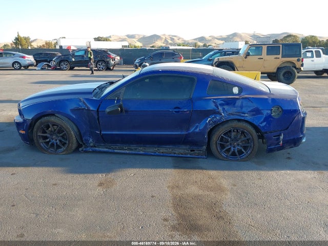 2013 Ford Mustang V6 მანქანა იყიდება აუქციონზე, vin: 1ZVBP8AM1D5221651, აუქციონის ნომერი: 46169774