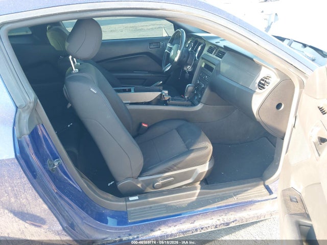 2013 Ford Mustang V6 მანქანა იყიდება აუქციონზე, vin: 1ZVBP8AM1D5221651, აუქციონის ნომერი: 46169774