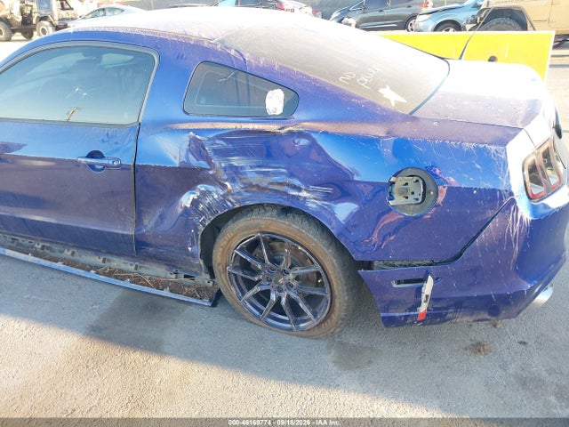 2013 Ford Mustang V6 მანქანა იყიდება აუქციონზე, vin: 1ZVBP8AM1D5221651, აუქციონის ნომერი: 46169774