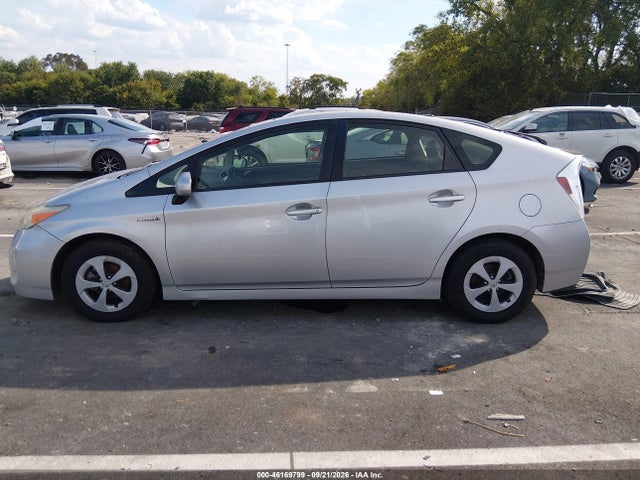 Toyota Prius Four 2014 JTDKN3DU4E1774133 Image 14