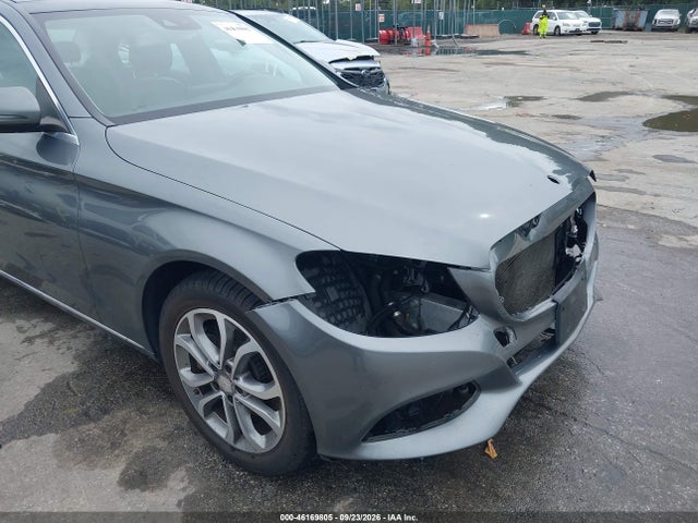 2017 Mercedes-benz C 300 4matic მანქანა იყიდება აუქციონზე, vin: WDDWF4KB7HR262285, აუქციონის ნომერი: 46169805
