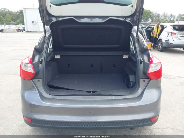 2012 Ford Focus Titanium მანქანა იყიდება აუქციონზე, vin: 1FAHP3N28CL460395, აუქციონის ნომერი: 46169816