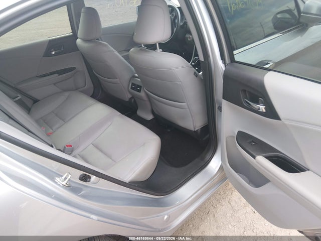 46169844 :رقم المزاد ، 1HGCR3F86HA033013 vin ، 2017 Honda Accord Ex-l V6 مزاد بيع