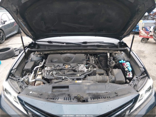 46169901 :رقم المزاد ، 4T1B21HK2JU504201 vin ، 2018 Toyota Camry Hybrid Se مزاد بيع