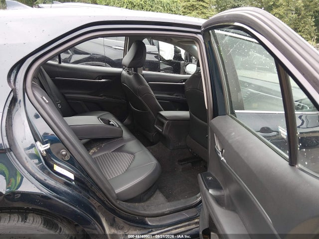 46169901 :رقم المزاد ، 4T1B21HK2JU504201 vin ، 2018 Toyota Camry Hybrid Se مزاد بيع