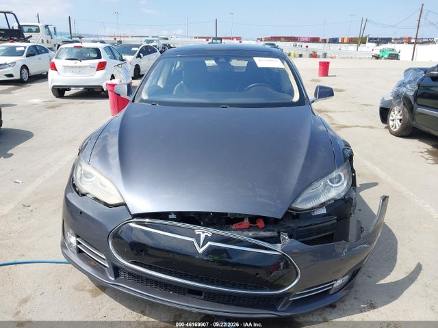 46169907 :رقم المزاد ، 5YJSA1H17EFP65059 vin ، 2014 Tesla Model S P85 مزاد بيع
