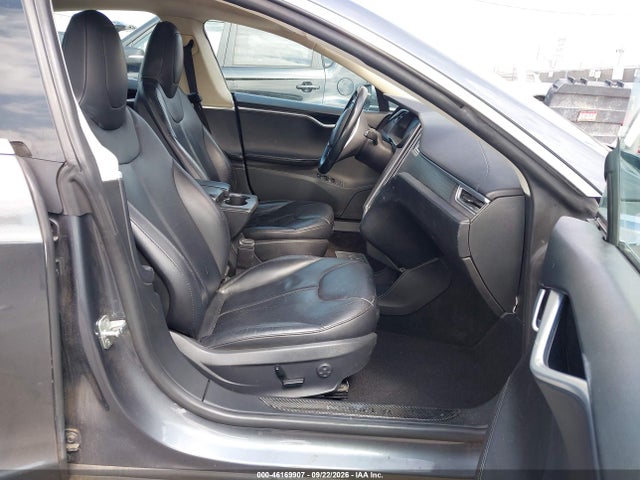 46169907 :رقم المزاد ، 5YJSA1H17EFP65059 vin ، 2014 Tesla Model S P85 مزاد بيع