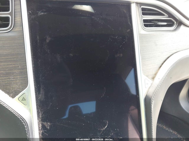 46169907 :رقم المزاد ، 5YJSA1H17EFP65059 vin ، 2014 Tesla Model S P85 مزاد بيع