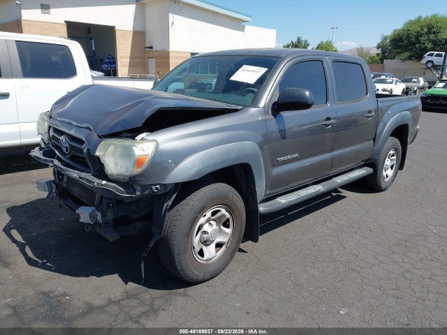 Toyota Tacoma Prerunner 2014 5TFJX4GN4EX030125 Image 2
