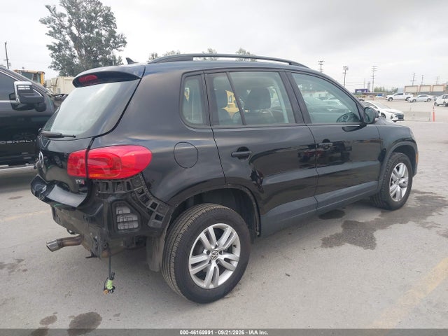 46169991 :رقم المزاد ، WVGAV7AX1HK027584 vin ، 2017 Volkswagen Tiguan 2.0t/2.0t S مزاد بيع