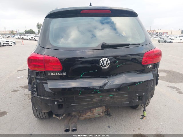 46169991 :رقم المزاد ، WVGAV7AX1HK027584 vin ، 2017 Volkswagen Tiguan 2.0t/2.0t S مزاد بيع