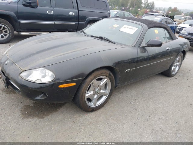 46170005 :رقم المزاد ، SAJGX204XXC040315 vin ، 1999 Jaguar Xk8 مزاد بيع