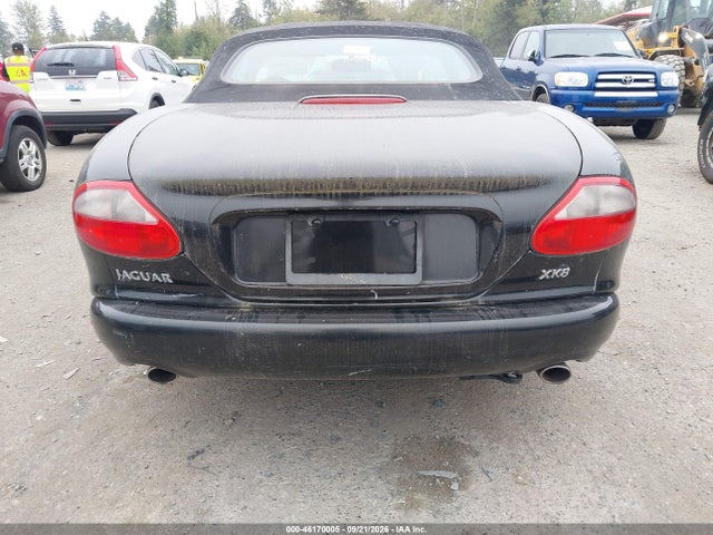 46170005 :رقم المزاد ، SAJGX204XXC040315 vin ، 1999 Jaguar Xk8 مزاد بيع