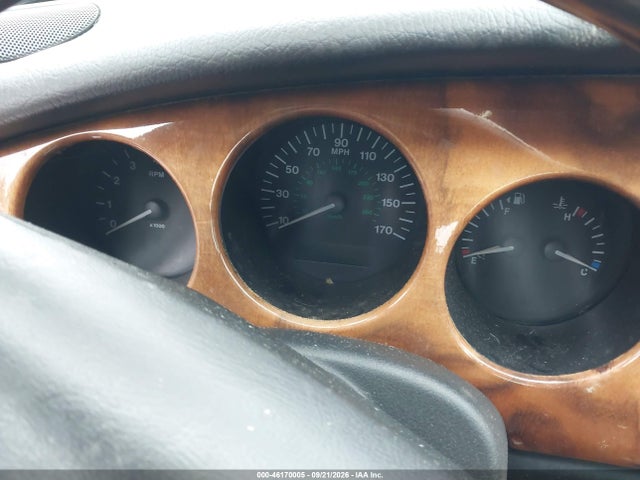 46170005 :رقم المزاد ، SAJGX204XXC040315 vin ، 1999 Jaguar Xk8 مزاد بيع