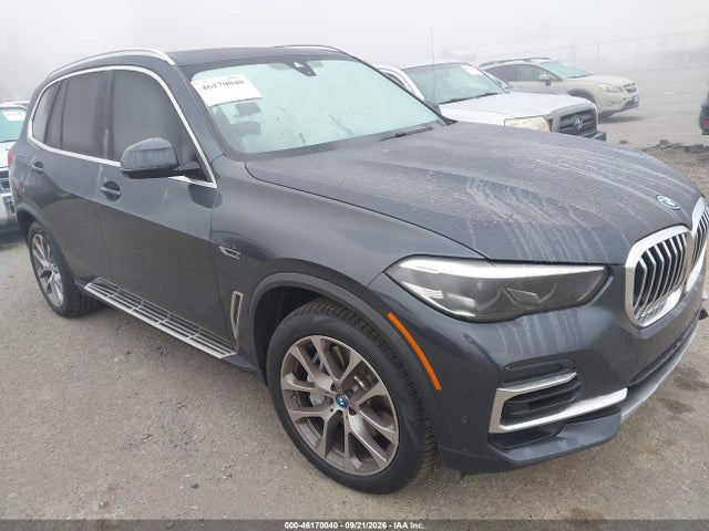 46170040 :رقم المزاد ، 5UXTA6C00N9L76403 vin ، 2022 Bmw X5 Xdrive45e مزاد بيع