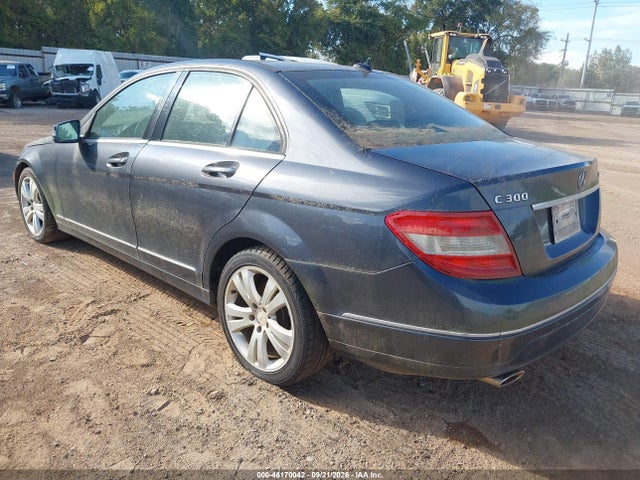 46170042 :رقم المزاد ، WDDGF8BB0BR143786 vin ، 2011 Mercedes-benz C 300 Luxury 4matic/sport 4matic مزاد بيع