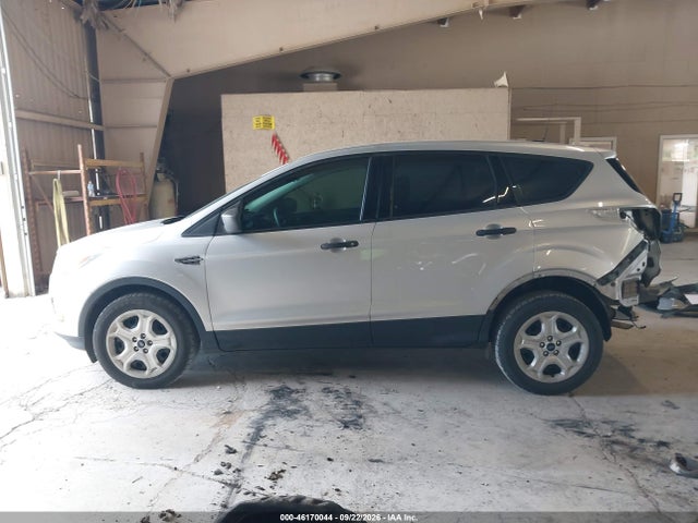 Продаж на аукціоні авто 2017 Ford Escape S, vin: 1FMCU0F7XHUB95420, номер лоту: 46170044