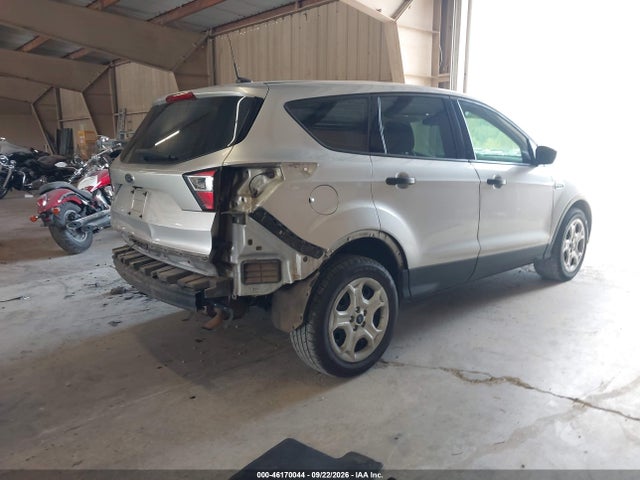 Продаж на аукціоні авто 2017 Ford Escape S, vin: 1FMCU0F7XHUB95420, номер лоту: 46170044