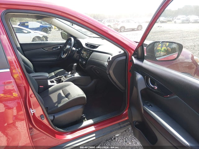 46170050 :رقم المزاد ، JN8AT2MT7HW391009 vin ، 2017 Nissan Rogue Sv مزاد بيع
