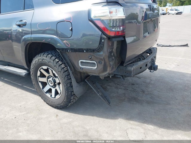 2017 Toyota 4runner Trd Off Road Premium მანქანა იყიდება აუქციონზე, vin: JTEBU5JRXH5464303, აუქციონის ნომერი: 46170064