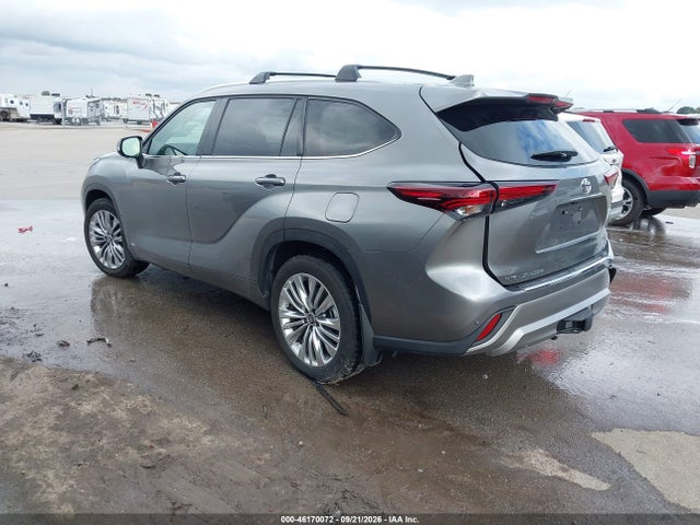 Aukcja sprzedaży 2026 Toyota Highlander Hybrid Platinum, vin: 5TDEBRCH2TS711884, numer aukcji: 46170072