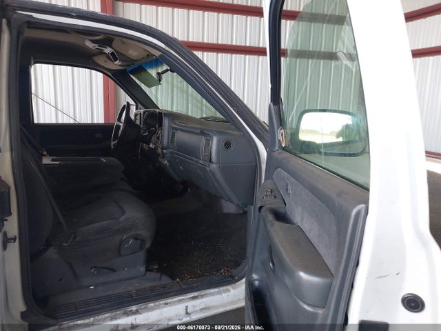 46170073 :رقم المزاد ، 2GCEC19T7Y1275168 vin ، 2000 Chevrolet Silverado 1500 Ls مزاد بيع