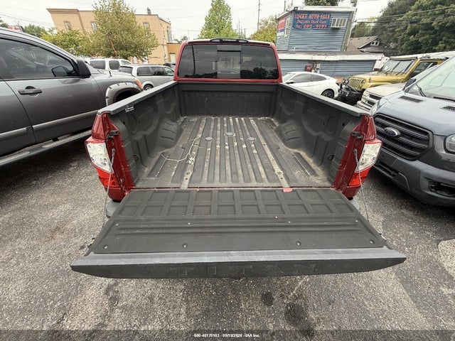 46170103 :رقم المزاد ، 1N6BA1F3XHN529609 vin ، 2017 Nissan Titan Xd Sv Diesel مزاد بيع