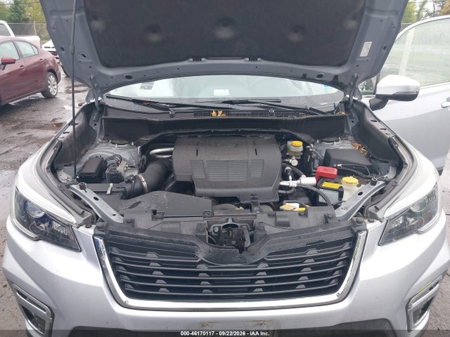 46170117 :رقم المزاد ، JF2SKAXC5MH418569 vin ، 2021 Subaru Forester Touring مزاد بيع