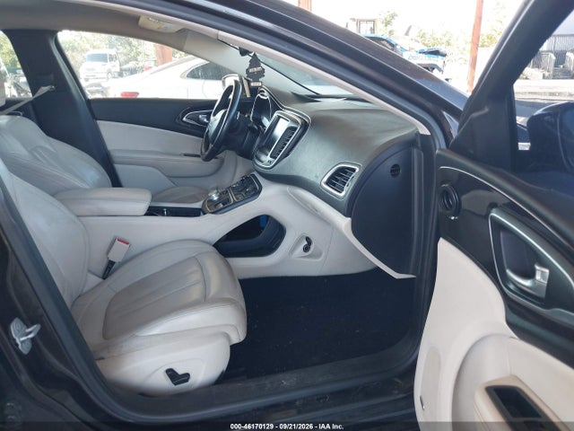 Продажа на аукционе авто 2015 Chrysler 200 C, vin: 1C3CCCCG3FN663576, номер лота: 46170129