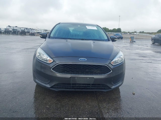 2015 Ford Focus Se მანქანა იყიდება აუქციონზე, vin: 1FADP3F2XFL255579, აუქციონის ნომერი: 46170192