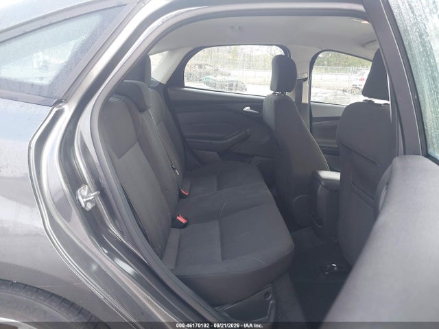2015 Ford Focus Se მანქანა იყიდება აუქციონზე, vin: 1FADP3F2XFL255579, აუქციონის ნომერი: 46170192