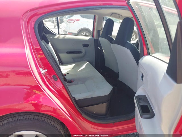 Продажа на аукционе авто 2014 Toyota Prius C One, vin: JTDKDTB37E1561481, номер лота: 46170220