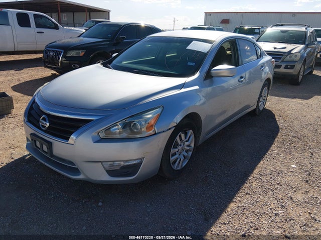 Nissan Altima 2.5 S 2015 1N4AL3AP3FN321928 Image 2