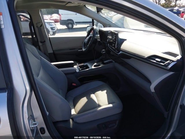 5TDZSKFCXRS142638 Toyota Sienna Limited