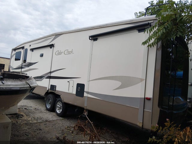 2017 Forest River Cedar Creek მანქანა იყიდება აუქციონზე, vin: 4X4FCRP23HS216142, აუქციონის ნომერი: 46170274