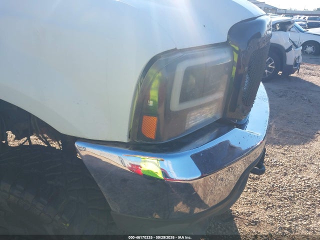 46170325 :رقم المزاد ، 1FTNW21L04ED84105 vin ، 2004 Ford F-250 Lariat/xl/xlt مزاد بيع