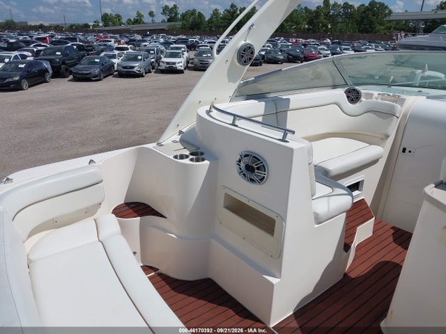 46170392 :رقم المزاد ، RNK79899G506 vin ، 2005 Rinker Fiesta Versa مزاد بيع