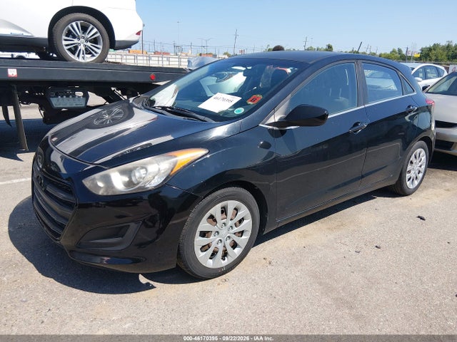 2017 Hyundai Elantra Gt მანქანა იყიდება აუქციონზე, vin: KMHD35LH9HU369799, აუქციონის ნომერი: 46170395