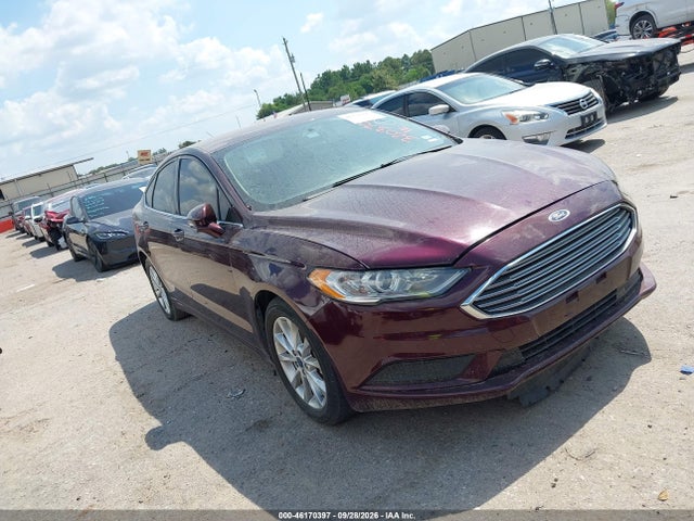 46170397 :رقم المزاد ، 3FA6P0HD0HR320370 vin ، 2017 Ford Fusion Se مزاد بيع