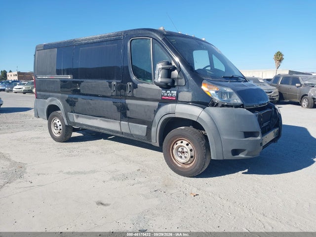 46170422 :رقم المزاد ، 3C6TRVAG6GE137643 vin ، 2016 Ram Promaster 1500 Low Roof مزاد بيع