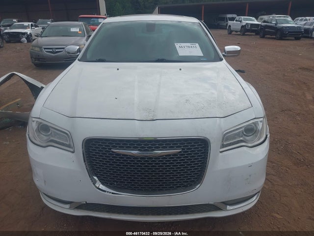 Продажа на аукционе авто 2015 Chrysler 300c, vin: 2C3CCAEG1FH766098, номер лота: 46170432