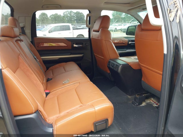 46170440 :رقم المزاد ، 5TFAW5F13FX429925 vin ، 2015 Toyota Tundra 1794 5.7l V8 مزاد بيع