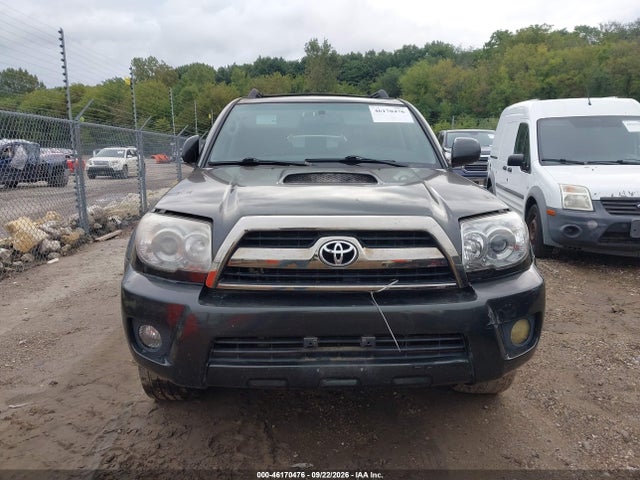 2007 Toyota 4runner Sport V8 მანქანა იყიდება აუქციონზე, vin: JTEBT14RX70067113, აუქციონის ნომერი: 46170476