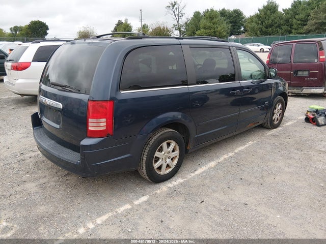 2008 Chrysler Town & Country Touring მანქანა იყიდება აუქციონზე, vin: 2A8HR54P28R701131, აუქციონის ნომერი: 46170512