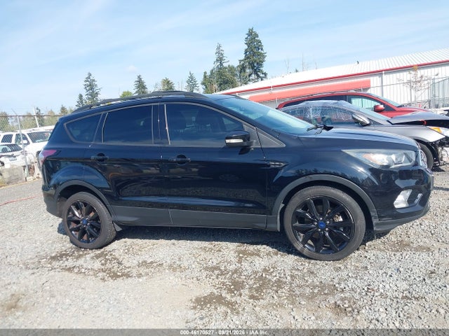 Ford Escape Titanium 2017 1FMCU9J91HUD43001 Image 13